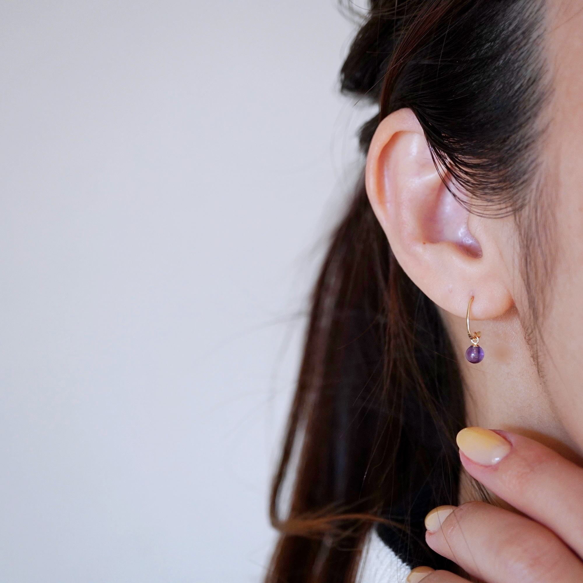【ジュエリー】K10 イエローゴールド アメシスト 揺れる ピアス 保証書付 SR-2222 242-002-b