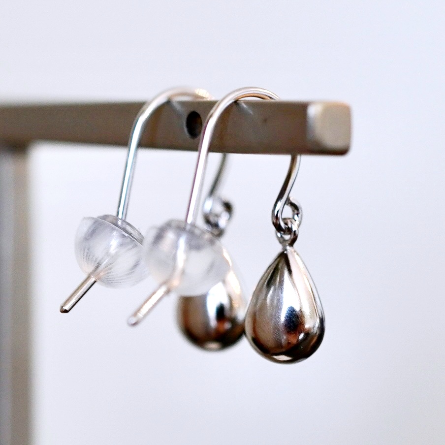 K18WG(18金) ホワイトゴールド 地金 雫  ピアス ティアドロップ ツユ形 フックタイプ シンプル  保証書付 KO-0067 242-028-b