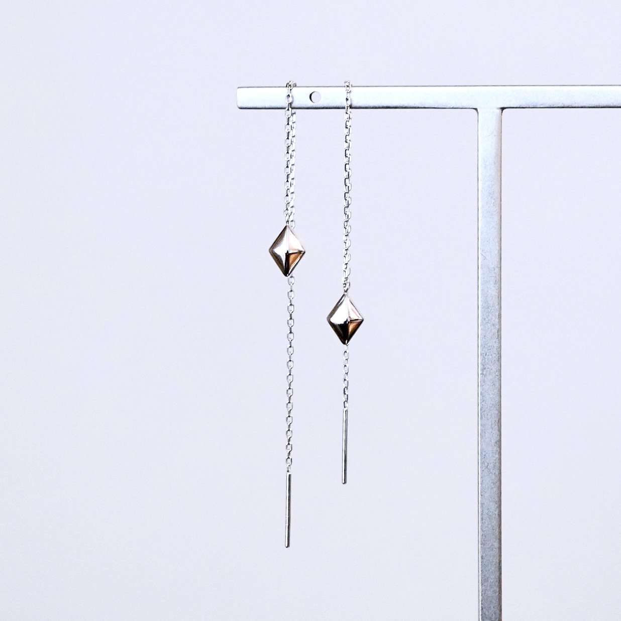 K18WG(18金) ホワイトゴールド 地金 菱形 チェーン ピアス シンプル  保証書付 KO-0071 242-035-b