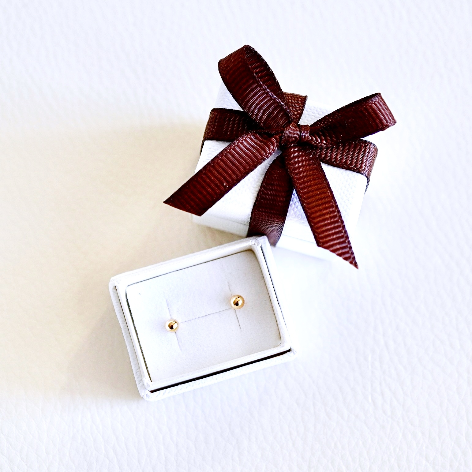 【ジュエリー】K18 18金 ゴールド 地金 シンプル ボール ピアス (3mm) 保証書付 KO-0001 242-007-b