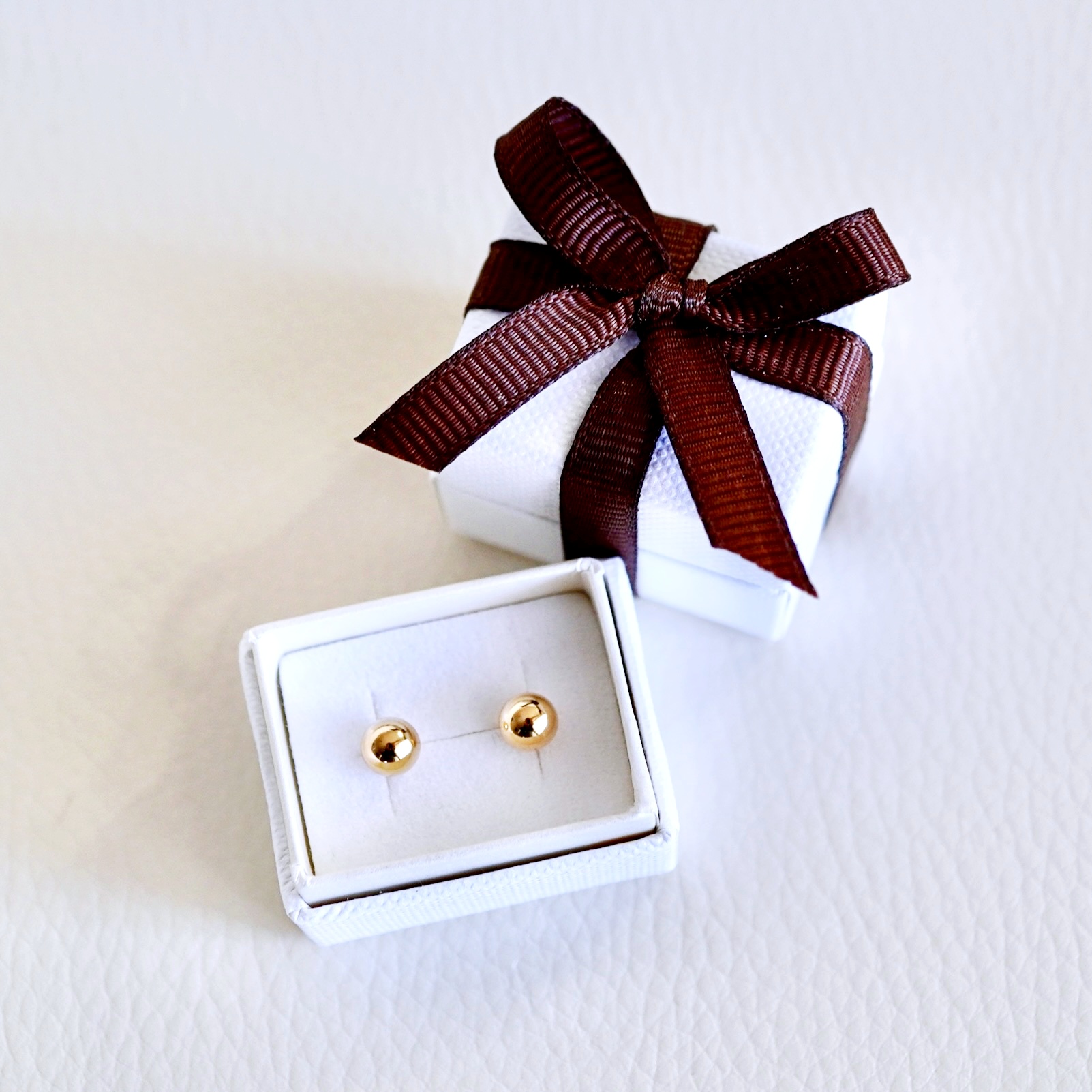 【ジュエリー】K18 18金 ゴールド 地金 シンプル ボール ピアス (5mm) 保証書付 KO-0003 242-009-b