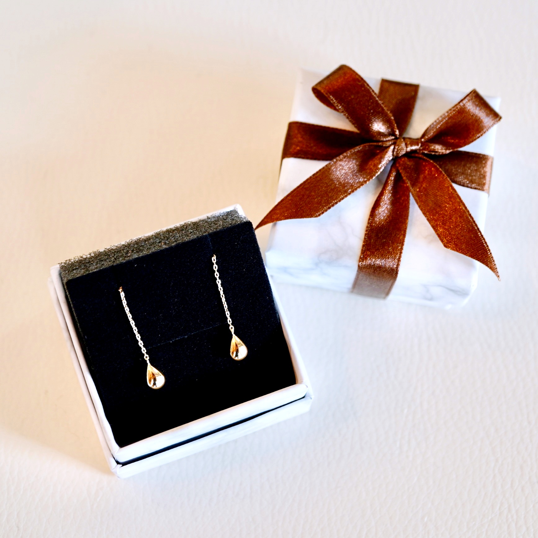 【ジュエリー】K10YG イエローゴールド 雫 ロング チェーン ピアス 保証書付 SMK-5219 242-018-a