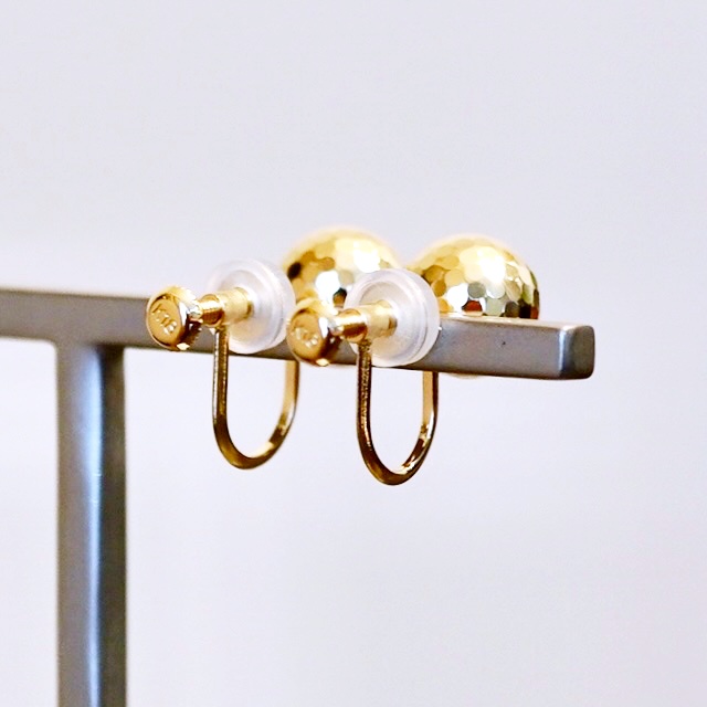 K18(18金) イエローゴールド ミラーボール イヤリング 地金 中空(直径8mm)  保証書付 M2180ER 242-048