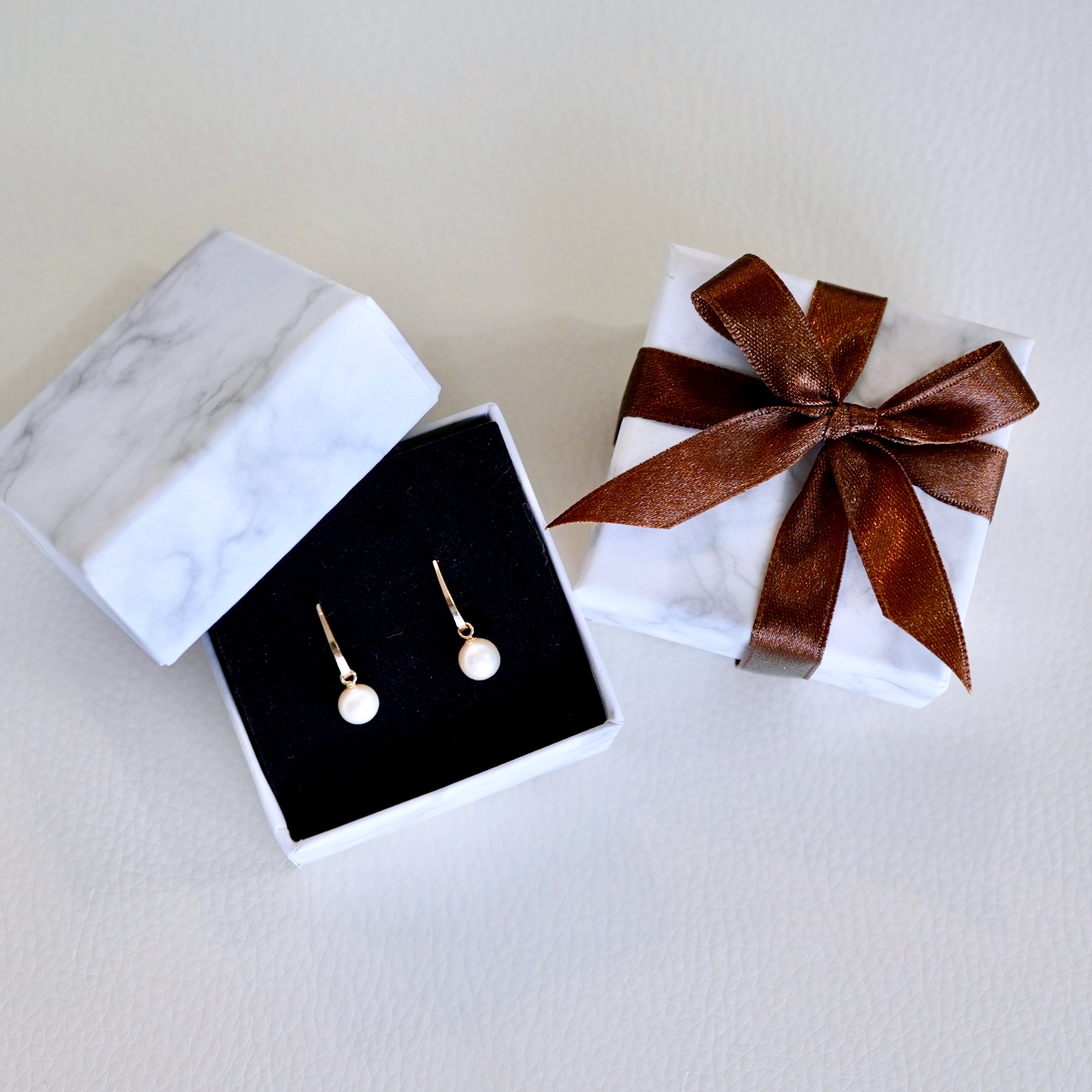 K10YG(10金) イエローゴールド 揺れる パール ピアス (5mm)  保証書付 SR-2222-1 242-042