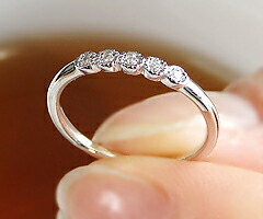 指輪 天然 ダイヤモンド 0.05ct ピンキー ミル打ち 小指 SIクラス【K18WG】r-123（KRP）G31-1410