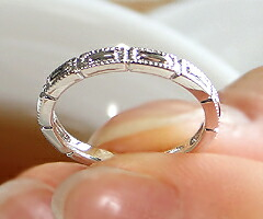 指輪 小指 重ね付け ミル打ち レディース【K18WG】r-126（KRP）J5-1410