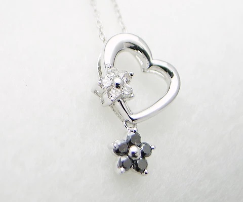ネックレス 天然 ダイヤ ブラックダイヤ ハート フラワー【K18WG】n-10（KRP）M06-1411