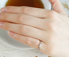 指輪 天然 ダイヤモンド ピンキー ミル打ち 小指 アンティーク調 SIクラス【K18WG】r-124（KRP）G27-1410