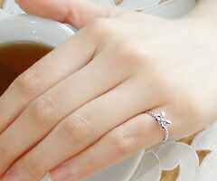 指輪 天然 ダイヤモンド SIクラス ねじりデザイン 小指【K18WG】r-125（KRP）G01-1410