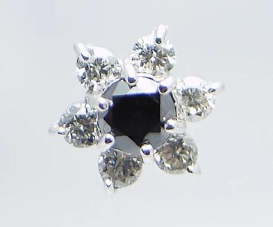 ピアス 天然 ダイヤモンド ブラックダイヤモンド 0.36ct フラワー ペア スタッド SIクラス ダブルロックキャッチ【K18WG】 P-13 （KRP）G66-1414