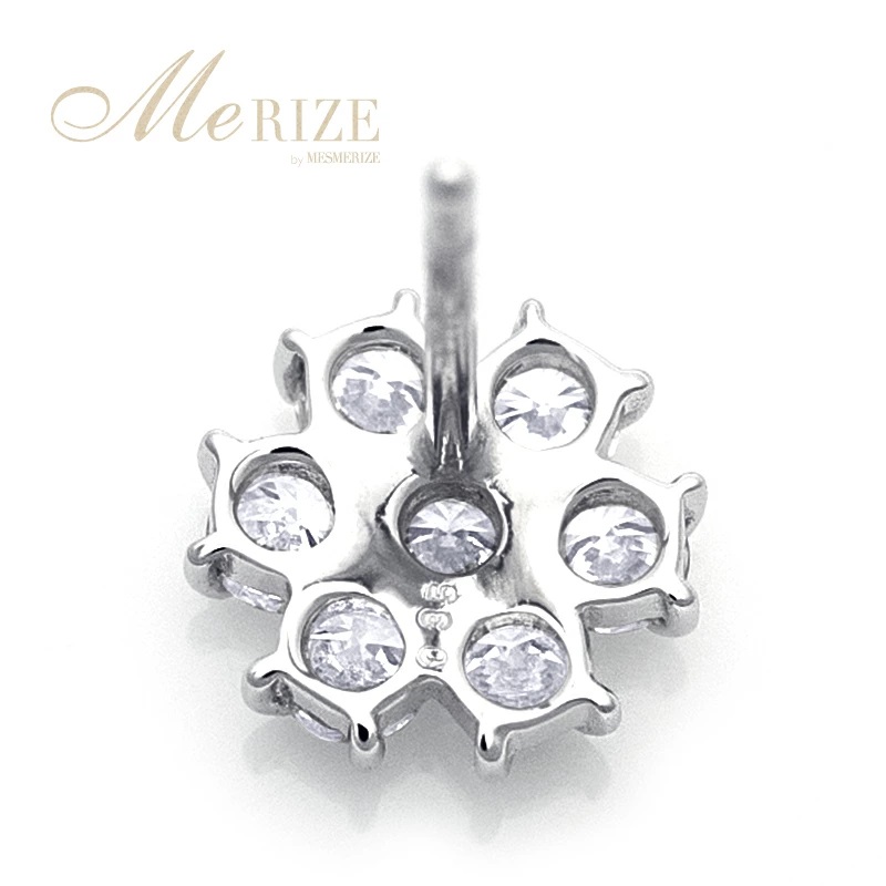 ピアス 天然 ダイヤモンド 0.7ct パヴェ スタッド フラワー ダブルロックキャッチ SIクラス【K18WG】P-149（KRP）M66-1411