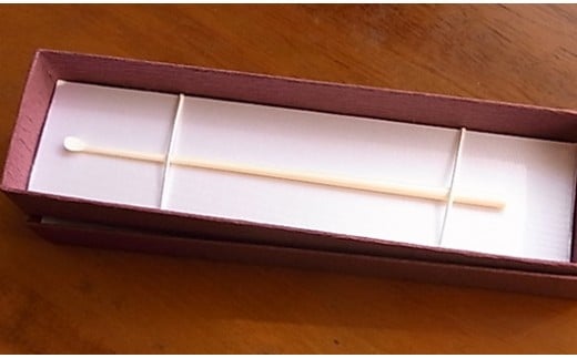 老舗ハンコメーカープロデュース。象牙の耳かき（手作り）　鈴木屋印材店[5839-1324]