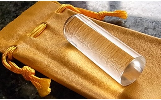 地元老舗がプロデュース。かわいい天然水晶HANKO　15×45ｍｍ [5839-1287]