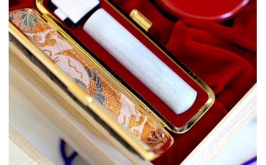 ラベンダー本翡翠12mm丸×60mm丈　銀行印　オーストリッチケース付　桐箱入り[5839-2024]