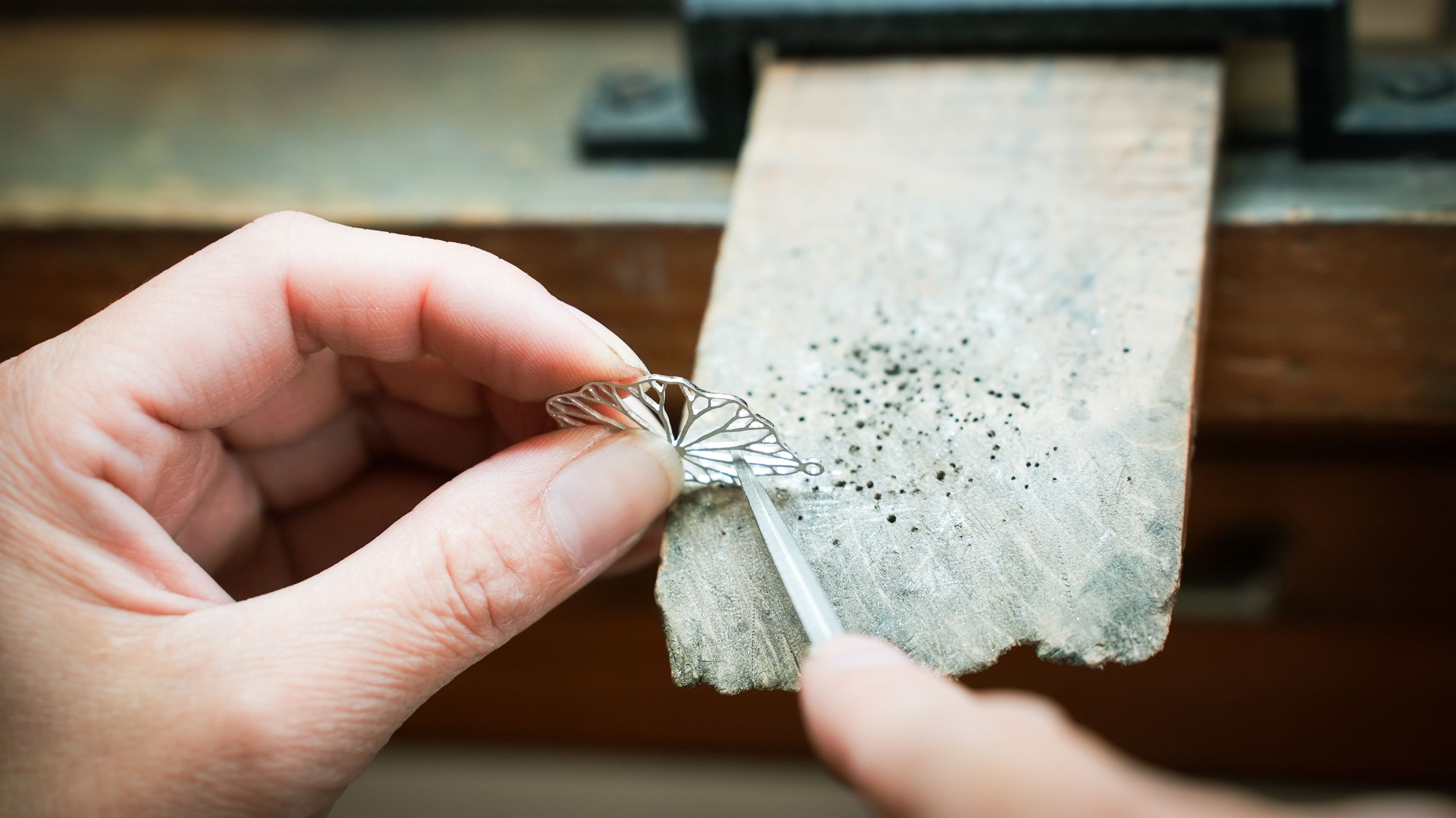シルバーピアス　蓮の花　ヨイアサー屋　[5839-2239]