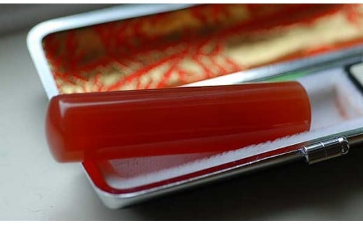 【天然石】赤瑪瑙(あかめのう)印鑑　18mm丸60mm丈　トカゲ革ケース [5839-1720]