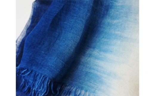 No.259 モダールリネン藍グラデーション染ストール ／ ファッション 織物 染物 山梨県【n0259_del】