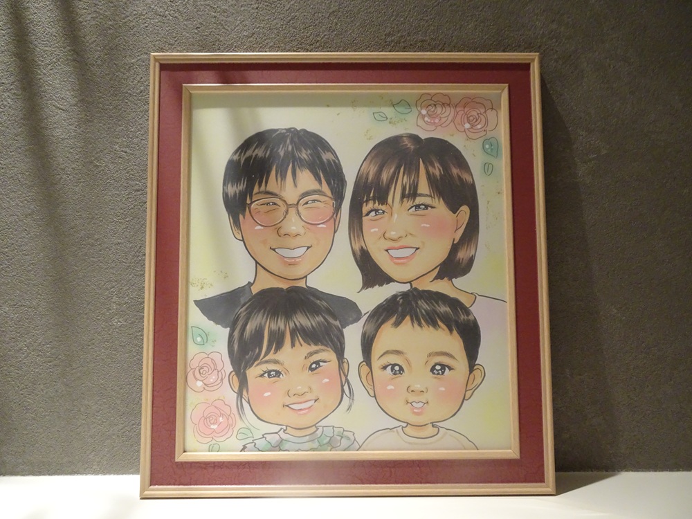 本格オーダーメイド 似顔絵 （色紙サイズ・額付） 4名 ペットも描きます