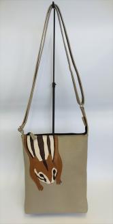 「鞄工房　香」リスのショルダーバッグ FAA3031