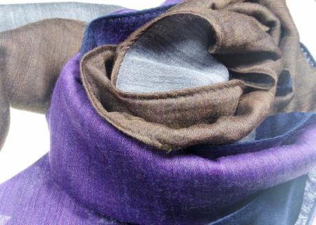 富士桜工房「やすらぎストール」グレー×ブラウン×ネイビー×パープル 男女兼用ウール＆シルクの二重ガーゼ構造 FAA4015