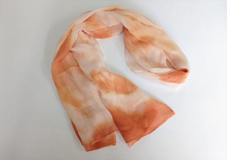 草木染めシルクスカーフ（むら染め） FAA7037