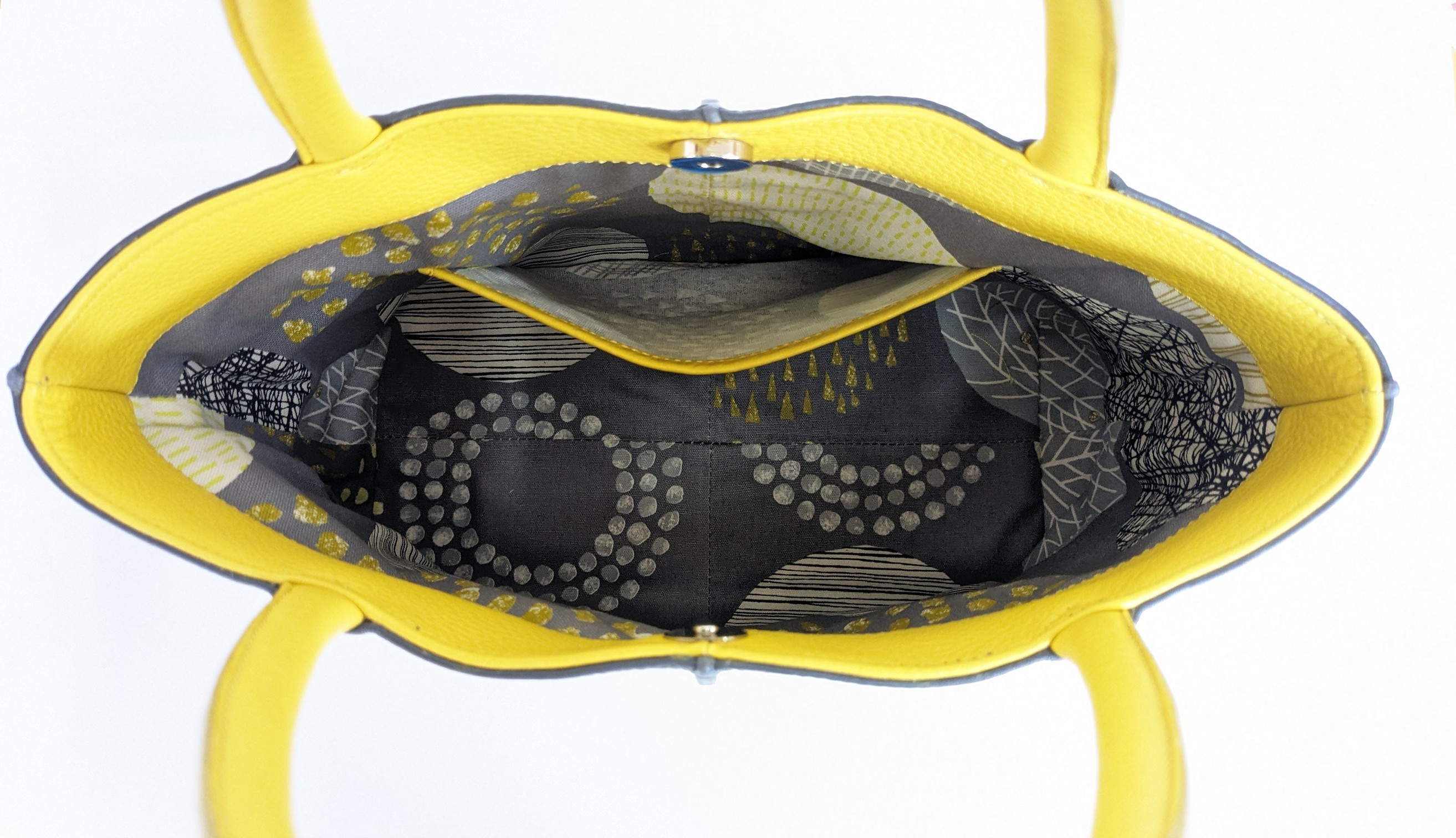 「鞄工房　香」センターライントートバッグ（グレー） FAA7061