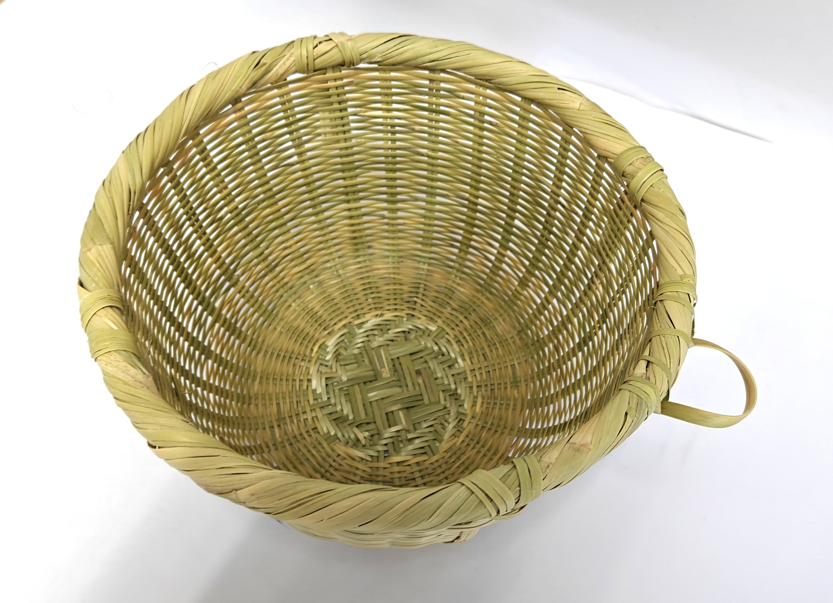 ぶら下げ耳付き！「米研ぎザル 小(3合用)」富士北麓”勝山”スズ竹細工 山梨県認定郷土伝統工芸品 FAA7069