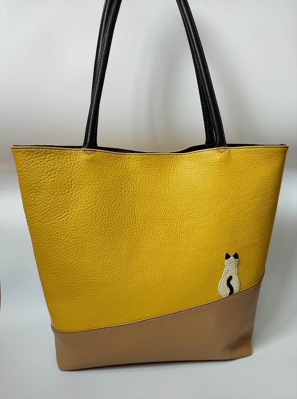 「鞄工房　香」レザーショルダーバッグ 猫 FAA3039