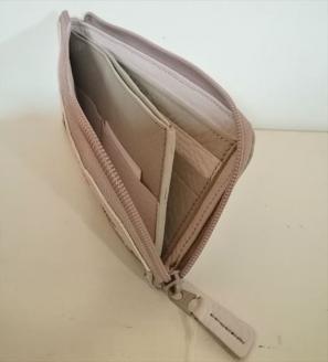 「鞄工房　香」ファスナー長財布　街と猫 FAA3014