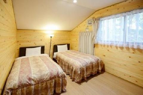 【河口湖カントリーコテージBan宿泊券】平日ペア！コテージ1棟貸し切り＊1泊2日朝食付き FAA7021