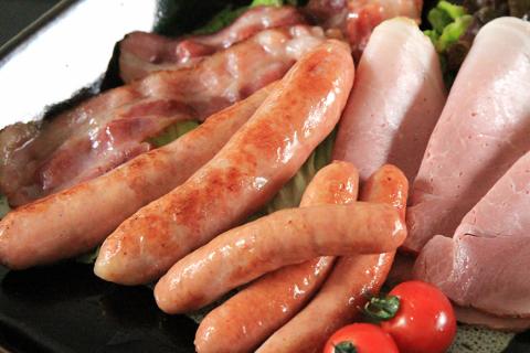 【定期便】山中湖ハム自家製ソーセージ5種類の詰合せ（3ヵ月連続発送） FAB029