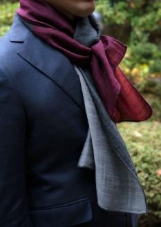 富士桜工房「やすらぎストール」シルバー×グレー×ダークレッド×パープル 男女兼用ウール＆シルクの二重ガーゼ構造 FAA4017