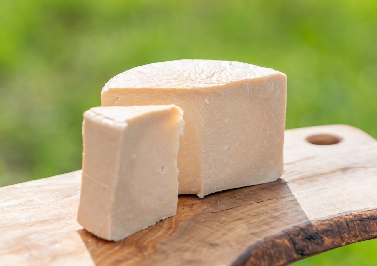 ナチュラルチーズ～グラスフェッド自家製生乳100％本場仕込みの手作りチーズ４種セット FAO002