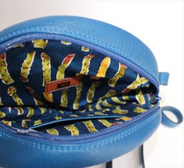 「鞄工房　香」丸ショルダーバッグ FAA3024