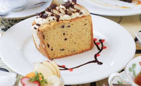 パティスリー＆イタリアン酒場 リロンデル お食事券9000円分 FBC001