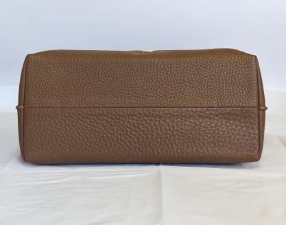 「鞄工房　香」アヒルのレザートートバッグ（ブラウン） FAA3049