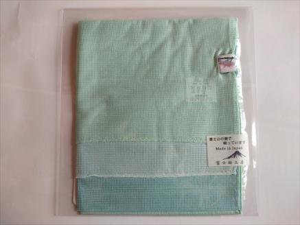 富士桜工房コンパクトストール「とにかる」ミント とにかく軽い！（スカーフ） FAA4003