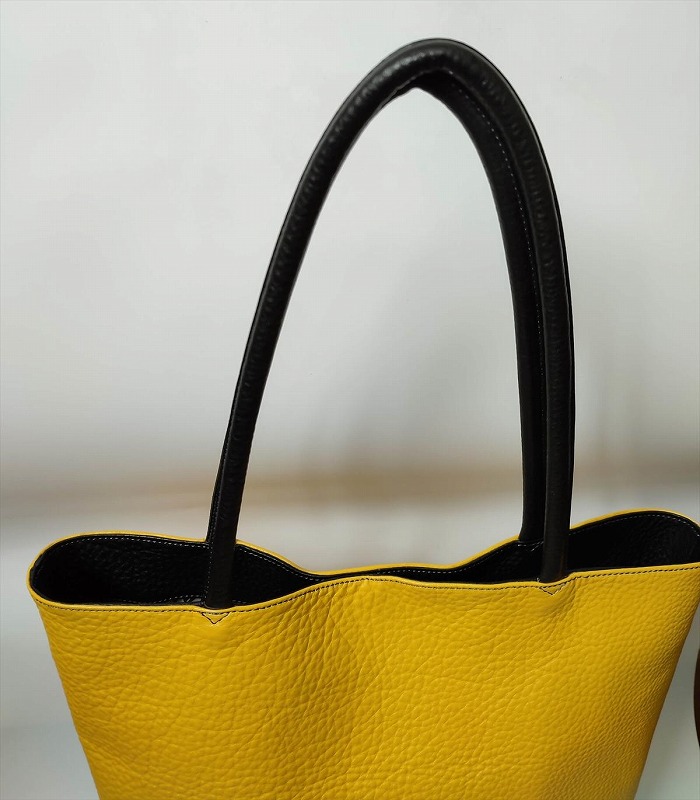 「鞄工房　香」レザーショルダーバッグ 猫 FAA3039