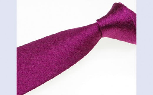 ネクタイ　富士桜工房　梨地無地　つつじ色 ／ シルク おしゃれ 山梨県 特産品【西桂町との共通返礼品】【tab0169】