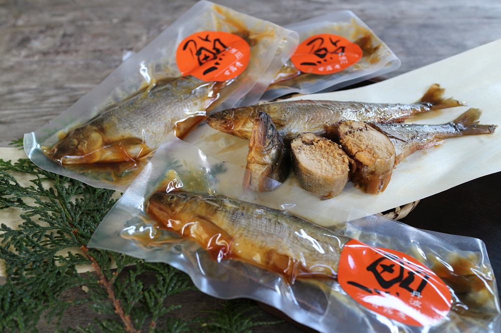 ふっくら子持ち鮎の甘露煮 【1パック１匹入り×５パック】【tab0179】