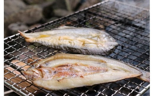 子持ち鮎の甘露煮と若鮎すし、かあら干しの詰め合わせ【tab0180】