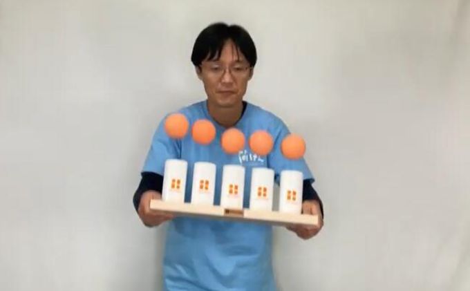 自己肯定感爆上がり！「5連筒けん」～イベントやお楽しみ会などで盛り上がること間違いなし！人前でのパフォーマンスにも最適。F-004　5連筒けん　スノーミント（白筒・水色玉）