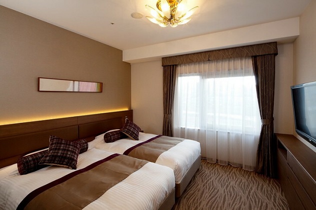 旅行 長野 上田東急REI ホテル スイート 1泊2食付き ペア 宿泊プラン オリジナル乗車券付き 別所線 貸切列車 電車 鉄道 宿泊券 乗車券 旅行券 宿泊 ホテル券 ホテルクーポン トラベル