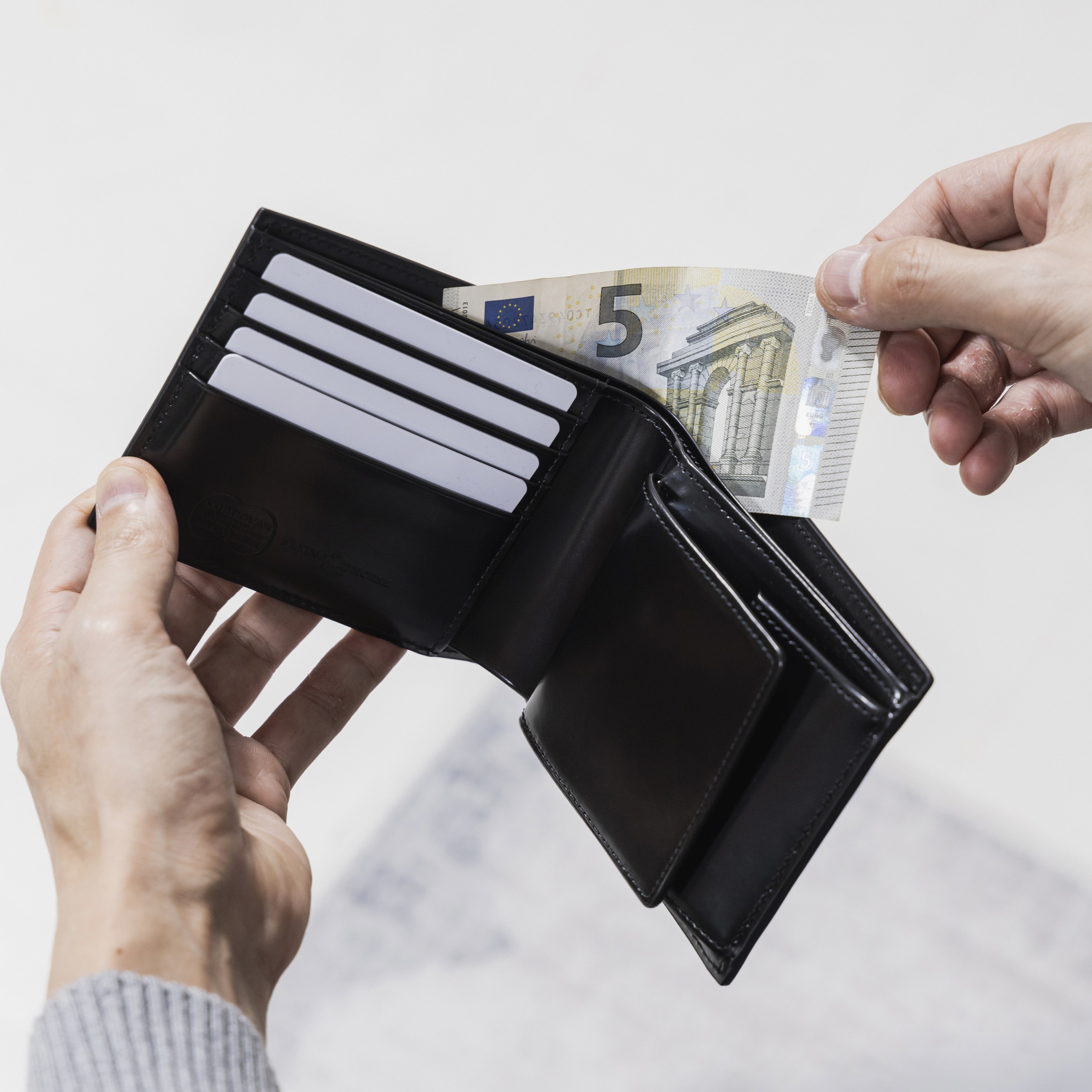 コードバン 二つ折り 財布 FLYING HORSE ( フライングホース ) | 財布 革 ホース レザー 長野県 飯田市