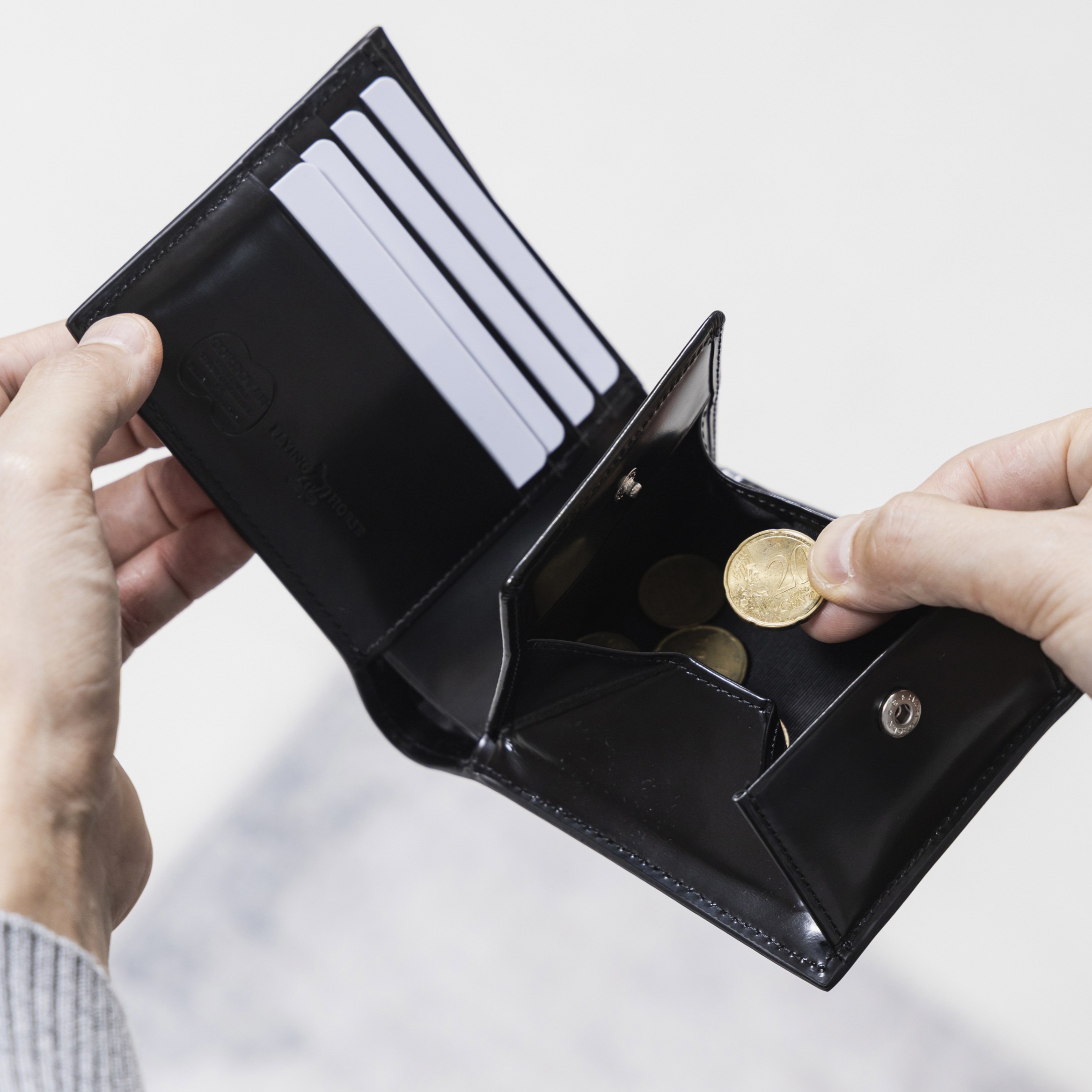 コードバン 二つ折り 財布 FLYING HORSE ( フライングホース ) | 財布 革 ホース レザー 長野県 飯田市