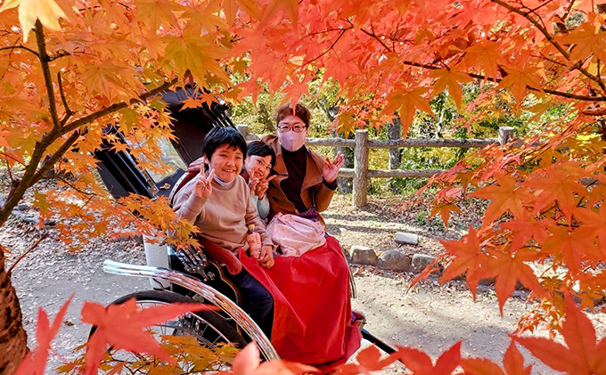 《小諸城址懐古園を人力車で周ろう♪》人力車で30分間周遊プラン