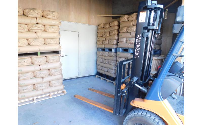 小諸市糠地産こしひかり「深沢清流米」2kg　長野 信州 コシヒカリ 精米 美味しいお米 お取り寄せ おこめ 白米