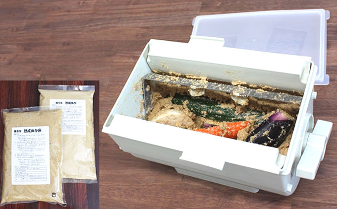 ぬか漬け器「ぬか楽」と熟成ぬか床＋補充ぬかのセット