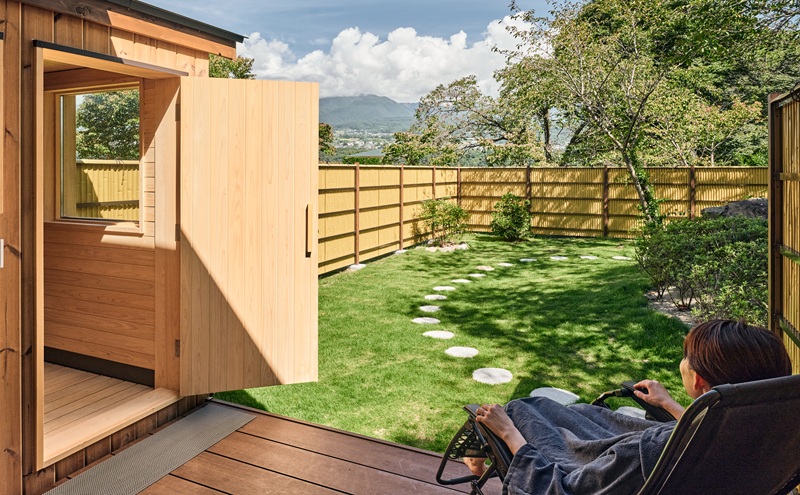 小諸蒸留所のツアー体験×プライベートサウナ付スイートコテージ宿泊プラン【1名様分】　ウイスキー サウナ 個室 観光 チケット リラックス