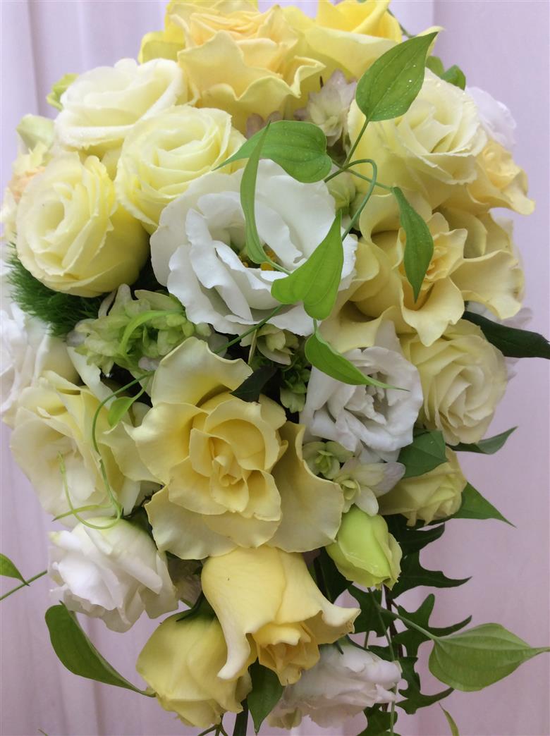 フラワーアレンジ（ギフトにも）花産地伊那から全国へ｜フラワーアレンジ 伊那 花 ギフト プレゼント はな 華やか 四季 信州 ふるさと納税【020-18】